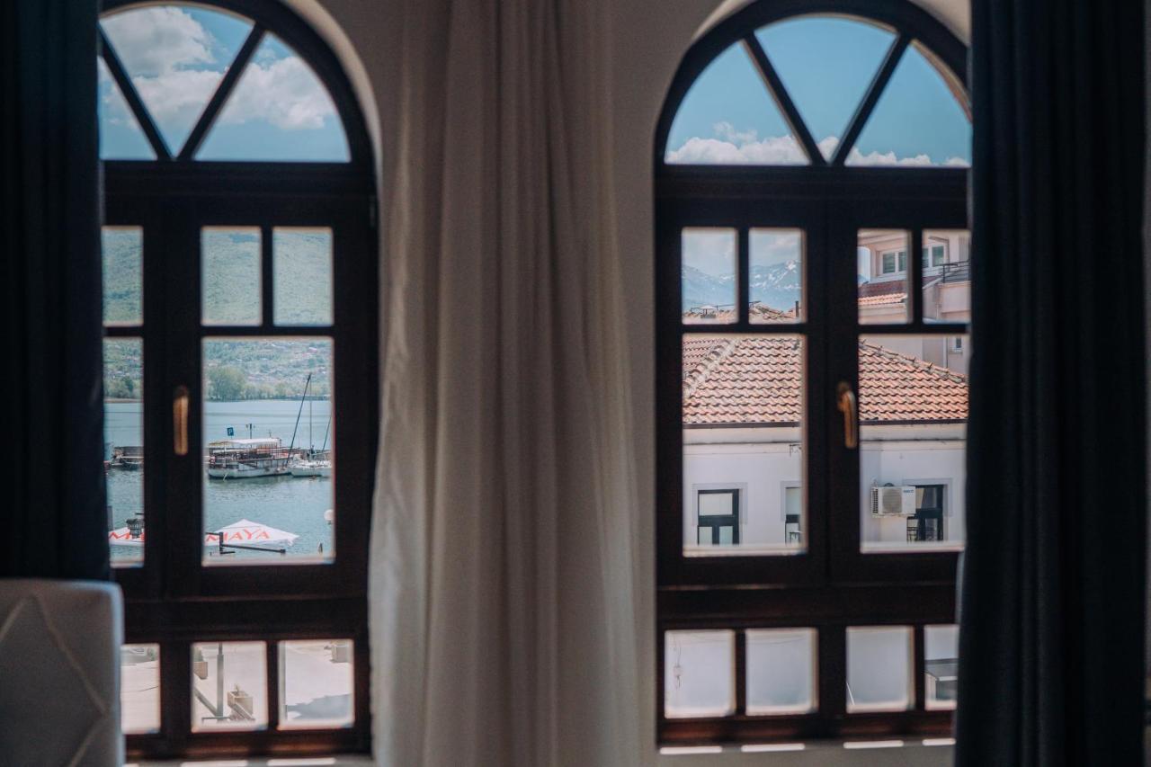 Hotel Lihnidos Delago オフリド エクステリア 写真