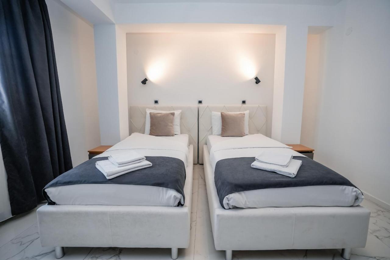 Hotel Lihnidos Delago オフリド エクステリア 写真