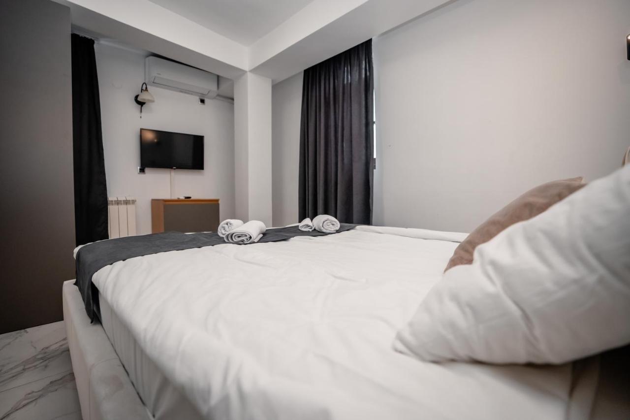 Hotel Lihnidos Delago オフリド エクステリア 写真